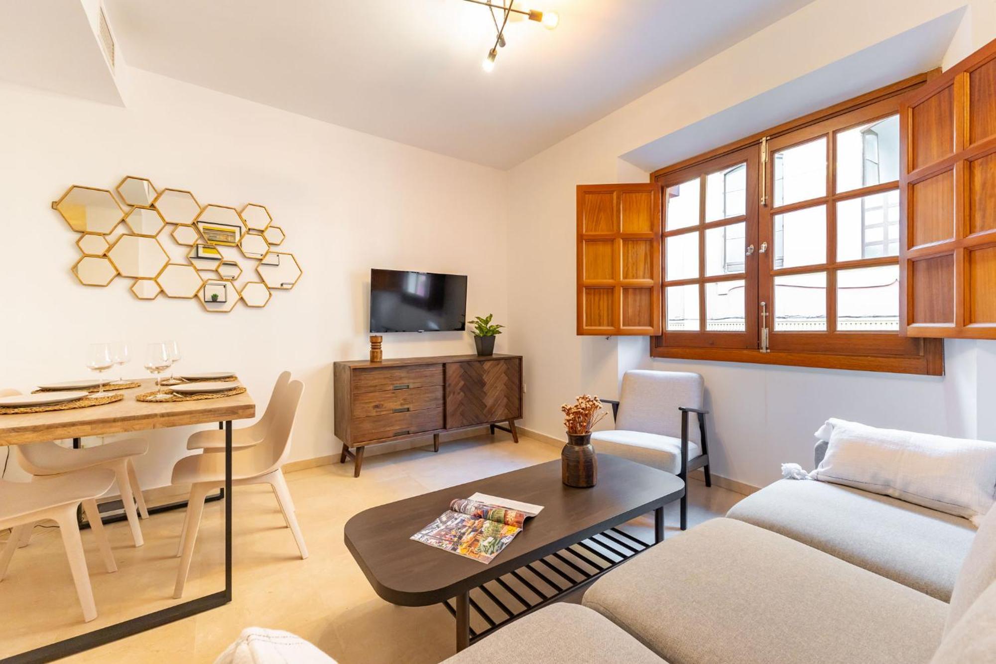 Charming 2 Bedroom Apartment At San Marcos Plaza By Ocityzen Sevilla Exterior foto
