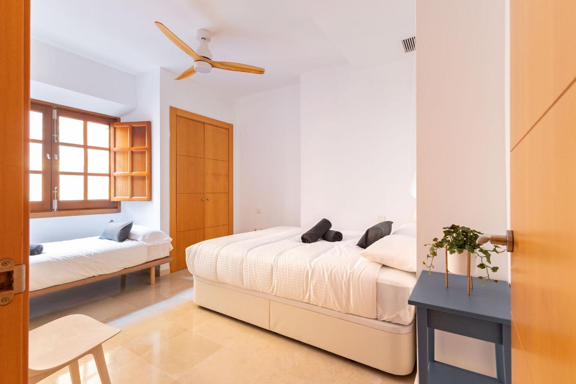 Charming 2 Bedroom Apartment At San Marcos Plaza By Ocityzen Sevilla Exterior foto